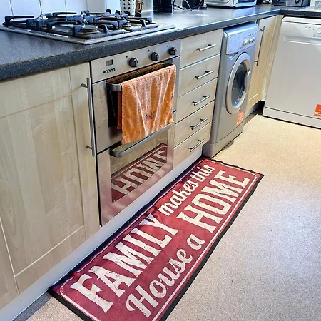 Modern Flat In North London Close To Tube